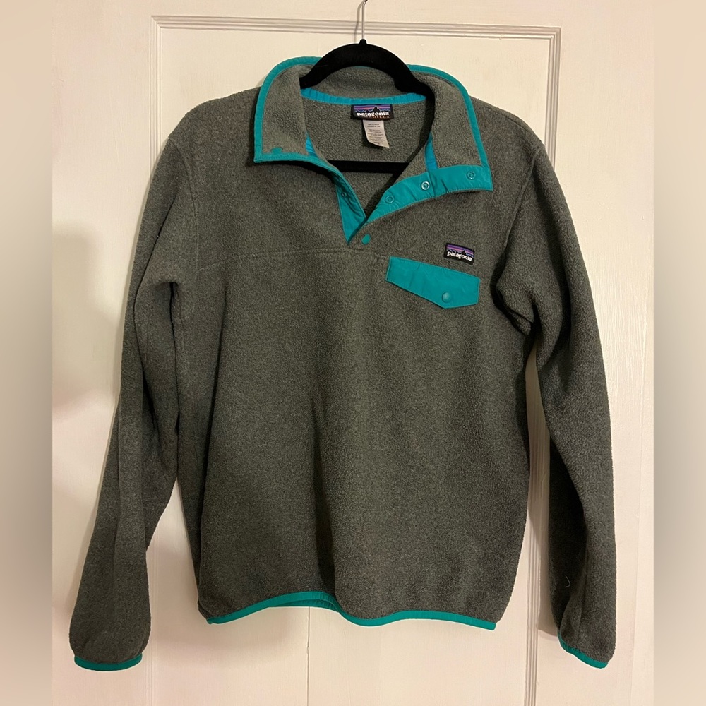 Patagonia synchilla womens fleece - grey with teal green accents - size medium
